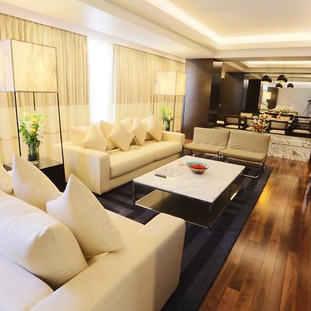 Avari Tower Karatschi Exterior foto A living room