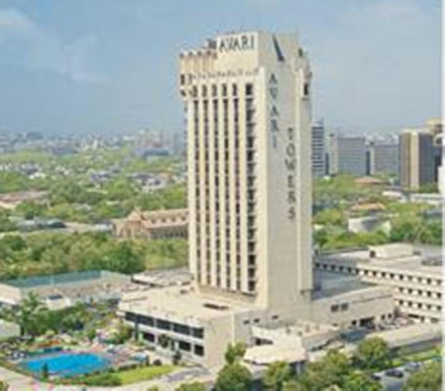 Avari Tower Karatschi Exterior foto The National University Hospital