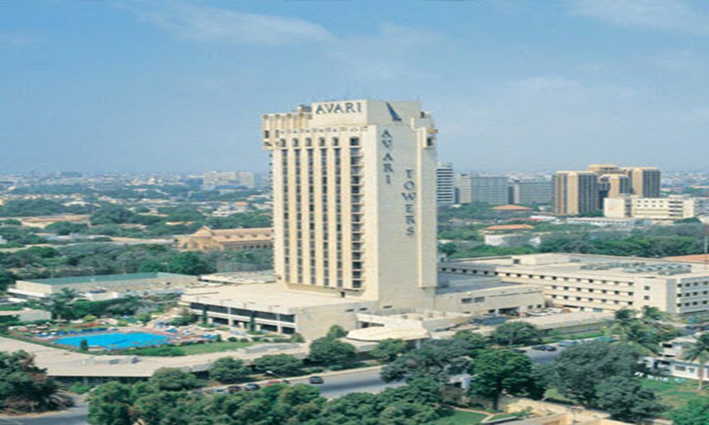 Avari Tower Karatschi Exterior foto The Omni Houston Hotel